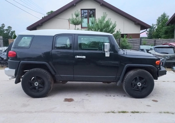 Toyota FJ cena 37500 przebieg: 235000, rok produkcji 2007 z Namysłów małe 137